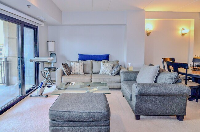 Photo - 111 N Ashley St Unit 305