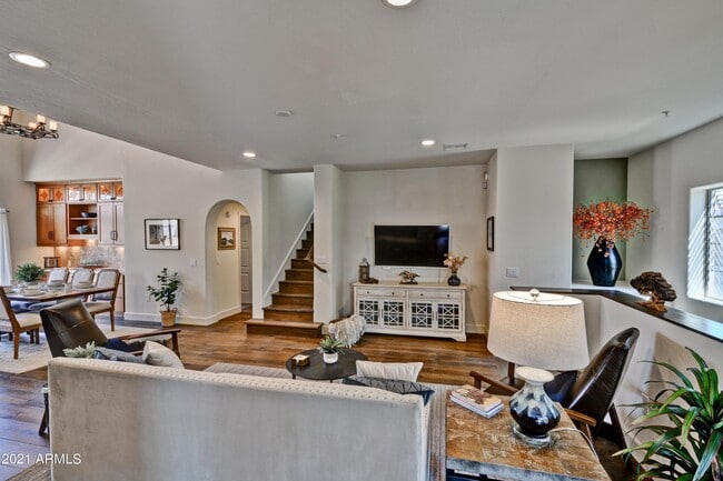 3935 E Rough Rider Rd Unit 1360