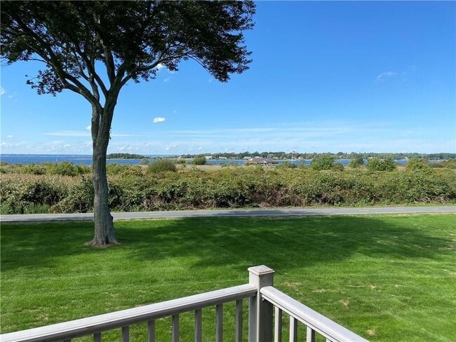 Photo - 10 Sea Breeze Ln