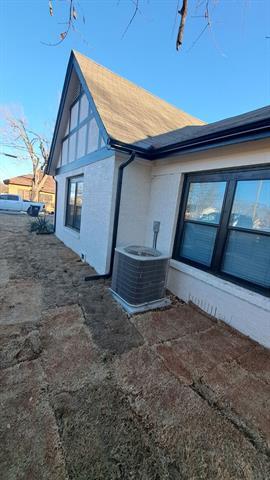 Photo - 1904 Sayle St