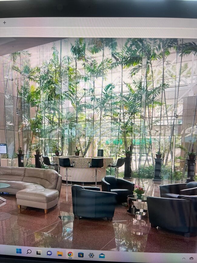 Building Photo - 1888 Kalakaua Ave Unit 707