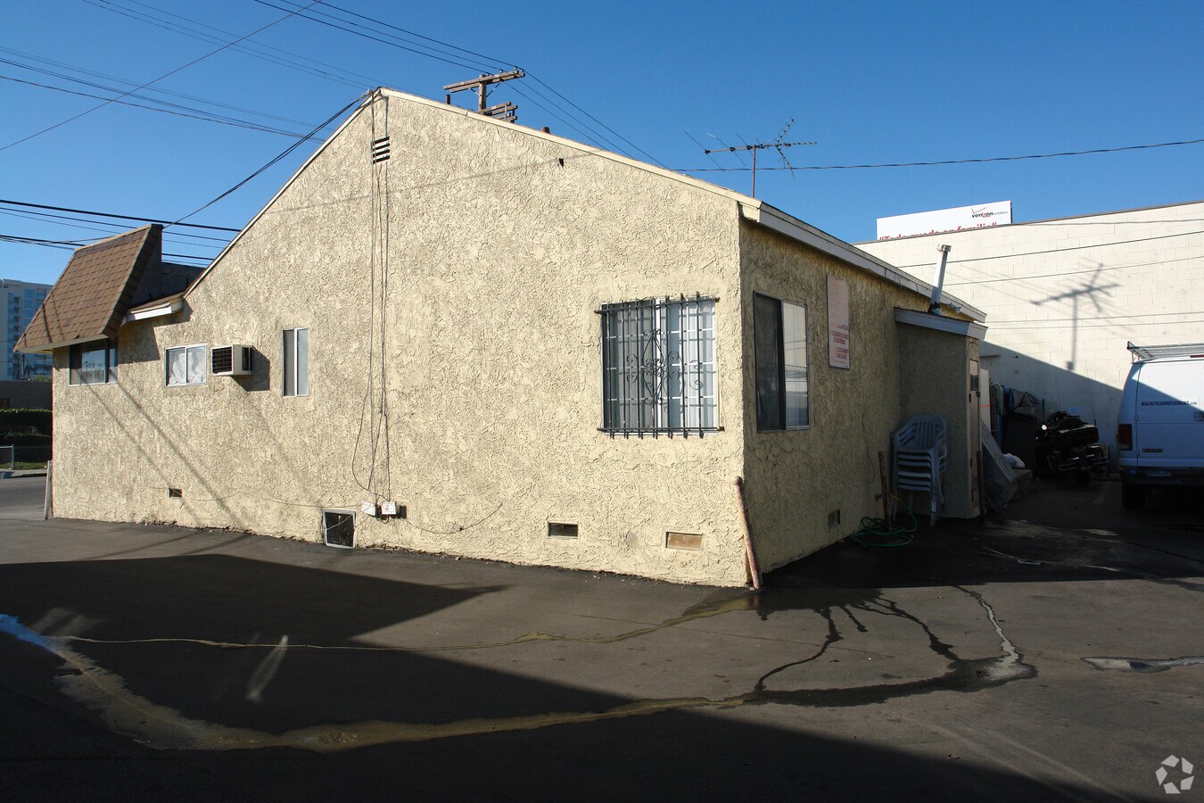 Photo - 11311 Burbank Blvd