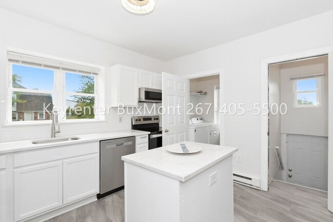 Building Photo - Renovated 4BR Twin with Wraparound Porch in Lansdale Borough