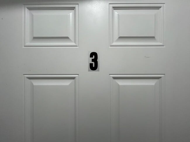 Building Photo - 222 W Patterson St