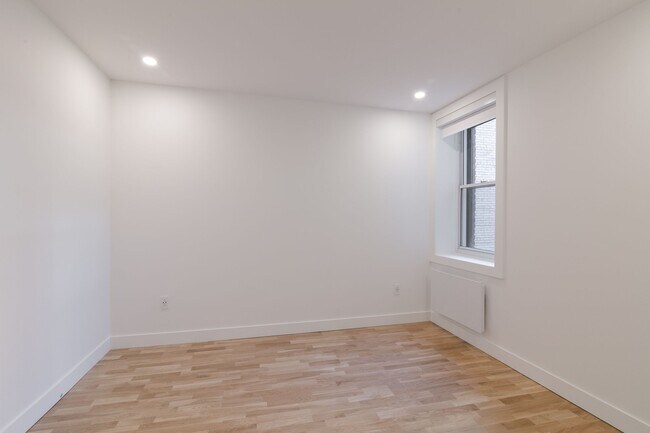 Photo - 5530 Chem. de la Côte St Luc Unité 19