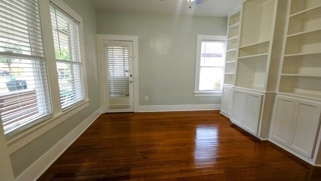 Photo - 2039 W Main St