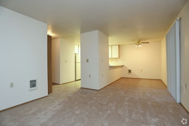 Photo - College Pointe Apartments