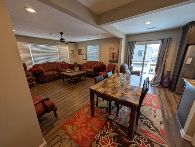 Photo - 2126 McGregor Ave