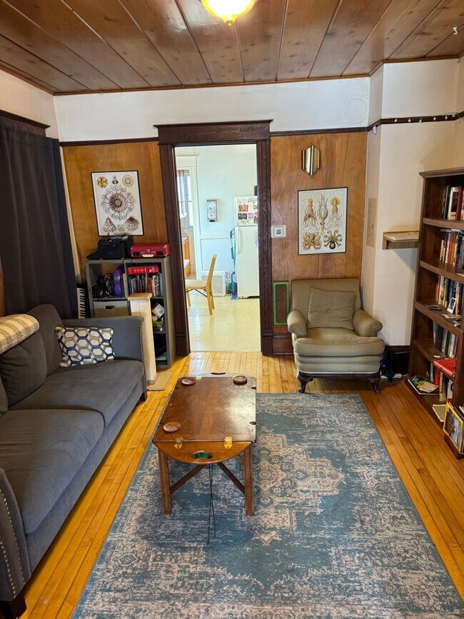 Photo - Jenifer Street Living Unidad #1