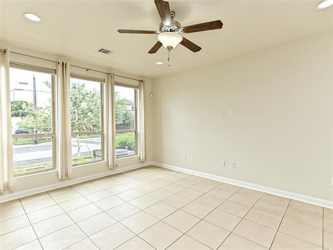 Photo - 6814 E Riverside Dr Unit 63
