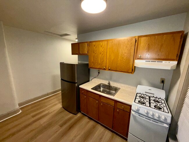 157 N 21st St Unit 3R