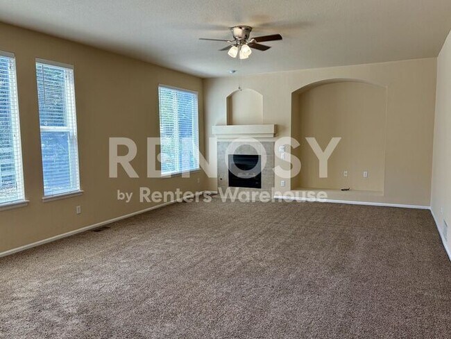 1467 S Haleyville Cir