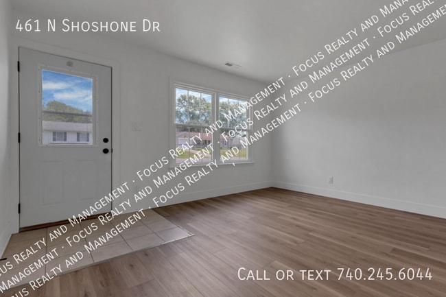 Photo - 461 N Shoshone Dr