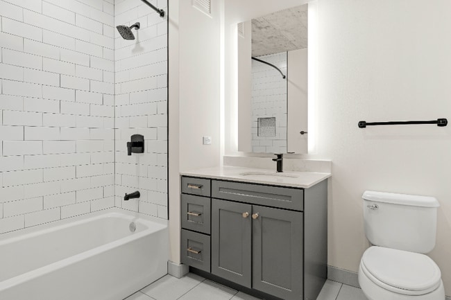 Photo - 183 W Huron St