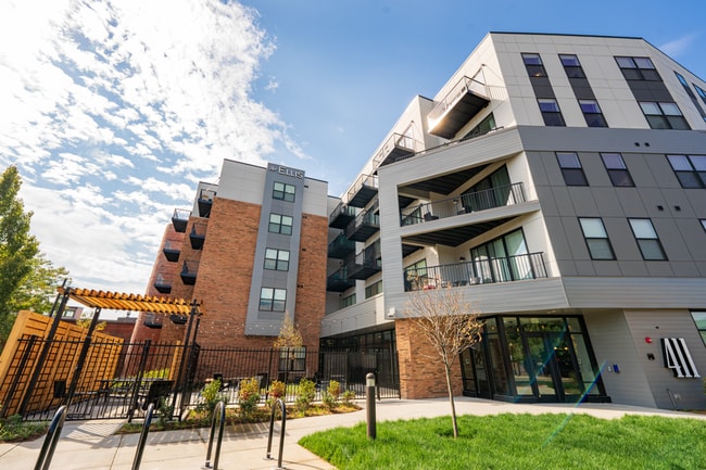 Building Photo - The Ellis Rental
