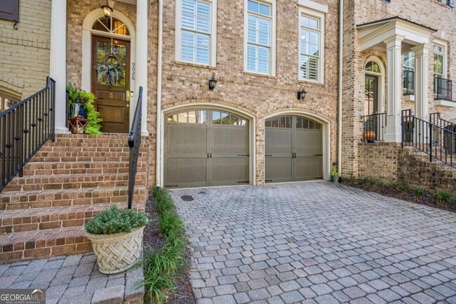 Photo - 9026 Riverbend Manor