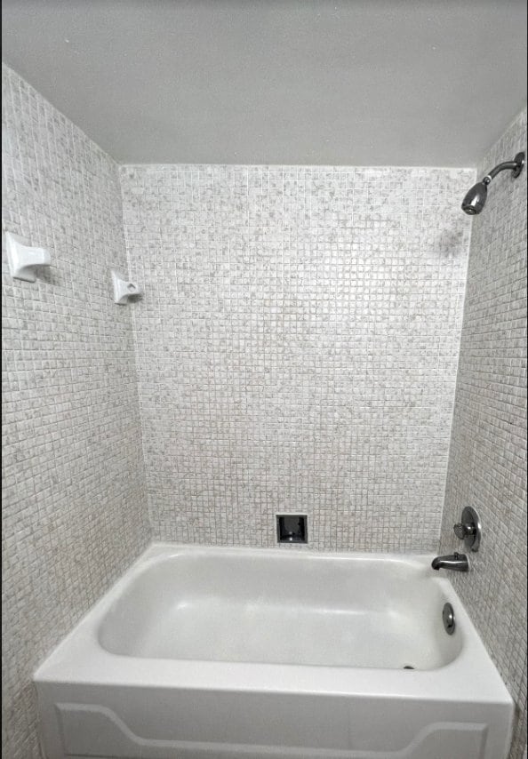 Photo - 241 SE 10th Ave Unidad 245B