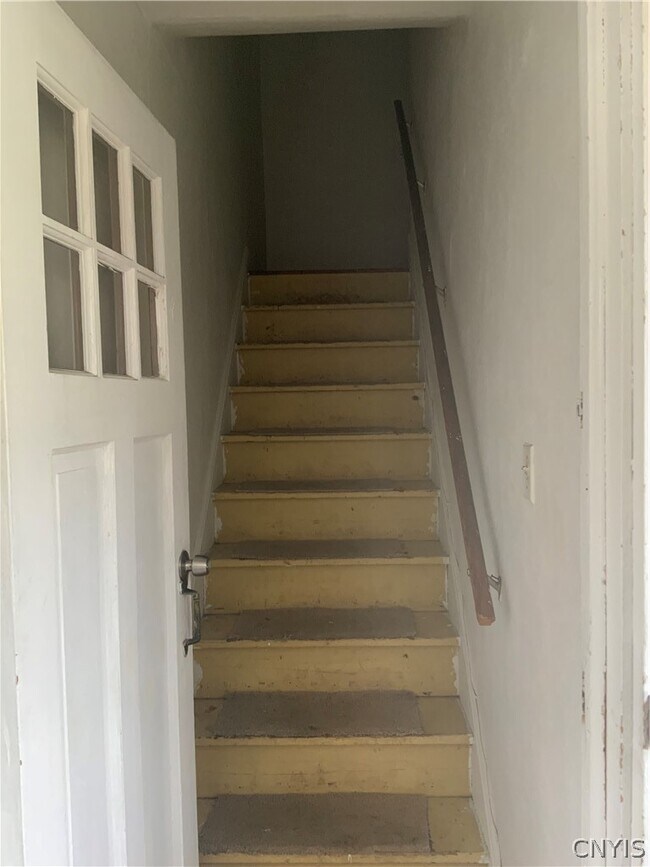 Photo - 214 1st N St