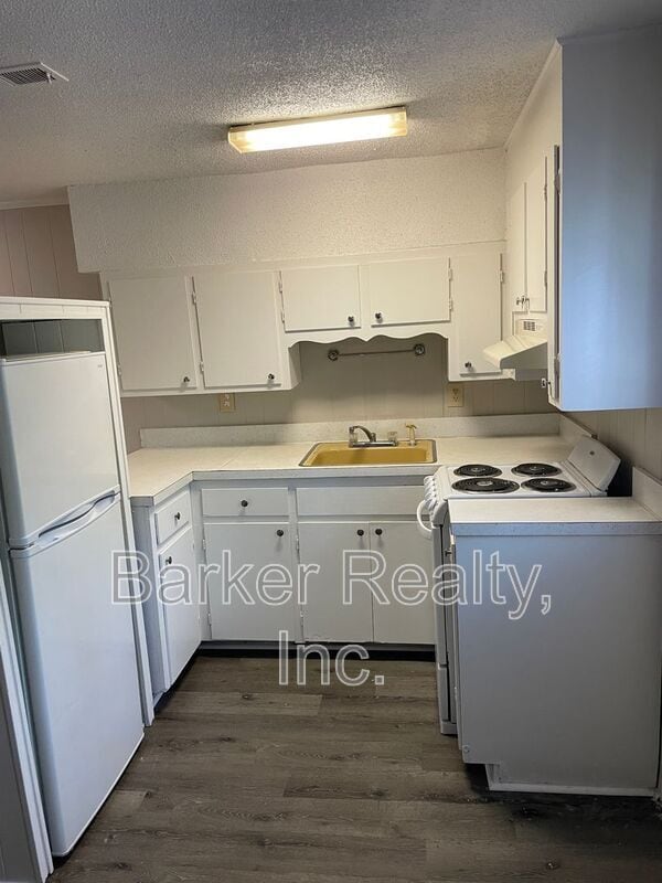 Photo - 1204 Gorman St