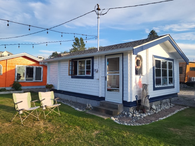 Building Photo - 7396 Birch Bay Dr Rental