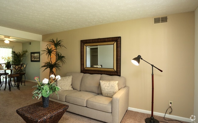 Living Room - Compton Lake