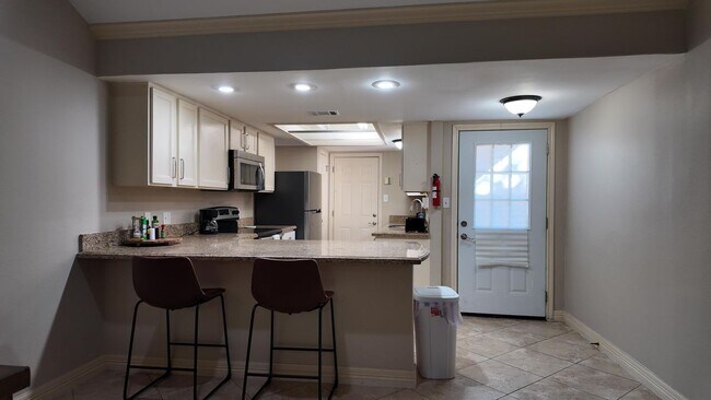 Photo - 1809 Highland Park Ave