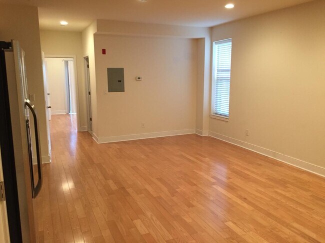 Photo - 1612 South St