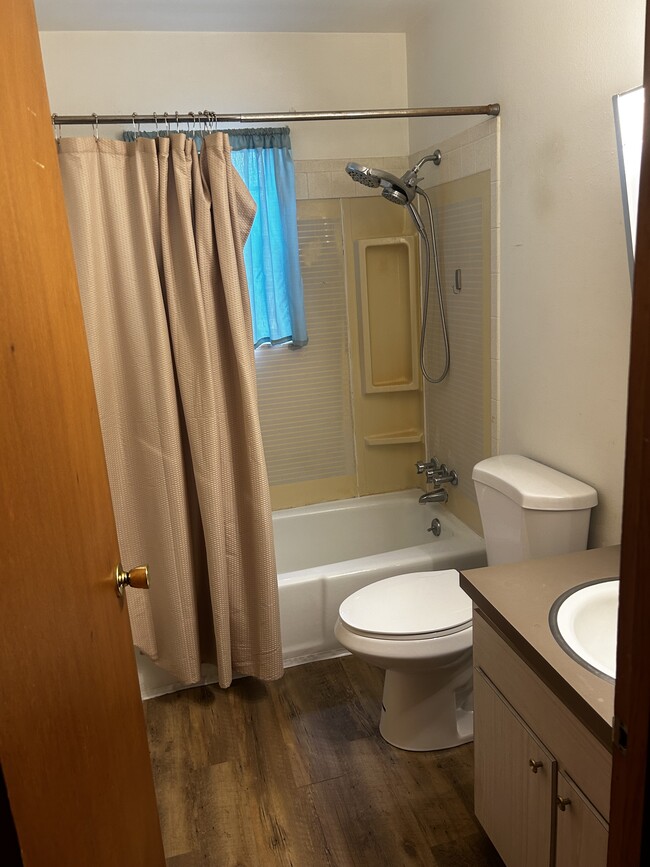 Photo - 313 Russell Ave