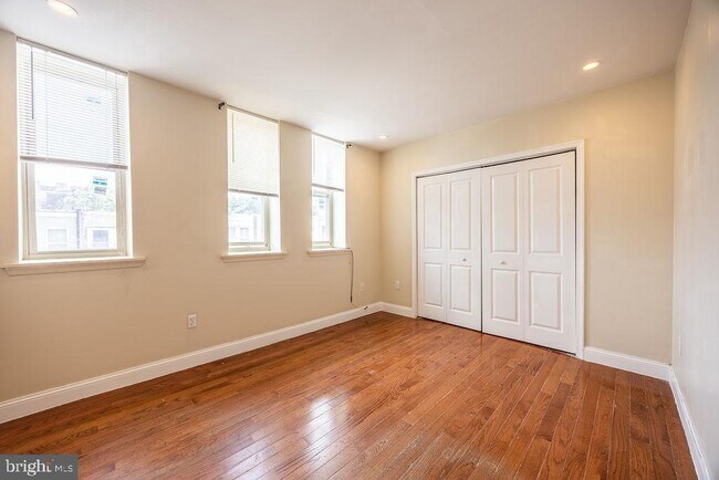 Photo - 4706 Chestnut St Unit 3B