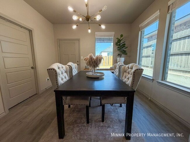 Photo - 7504 89th St