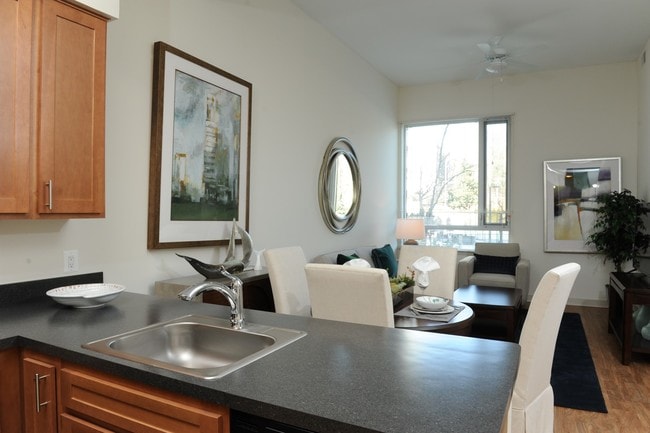 Photo - Columbia Hills Apartments