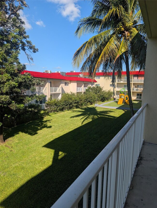 Photo - 5820 NW 17th Pl Unit 201