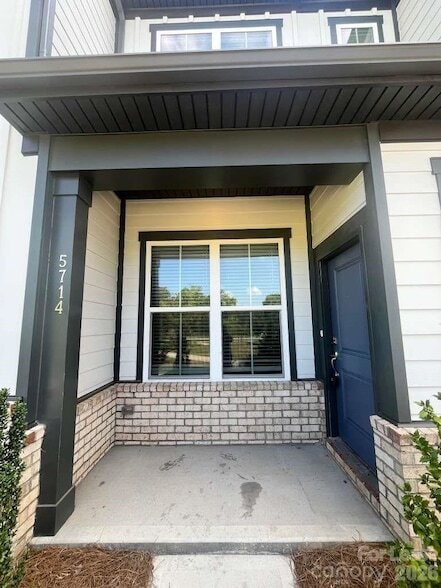 Building Photo - 5714 Rivulet Wy