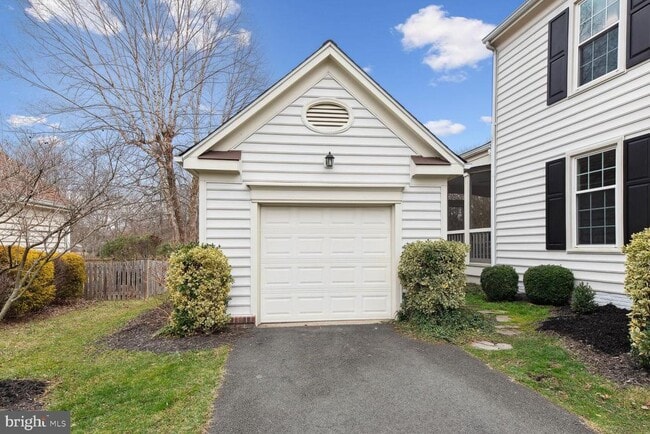 Photo - 6603 Forsythia St