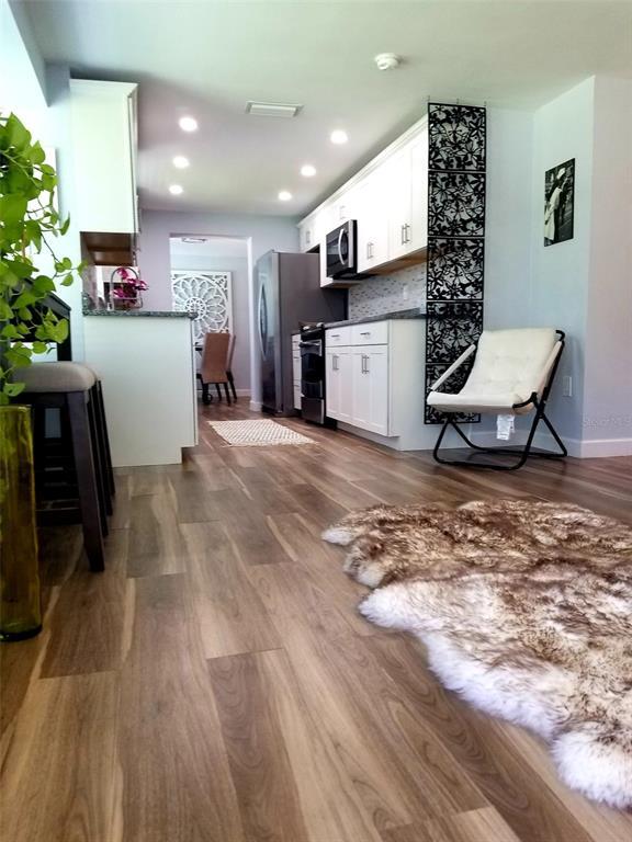 Photo - 1868 Wharf Rd