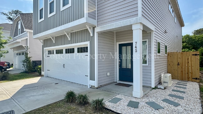 Photo - 745 Cypress Village Pl