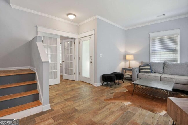 Photo - 310 Glenwood Ave SE