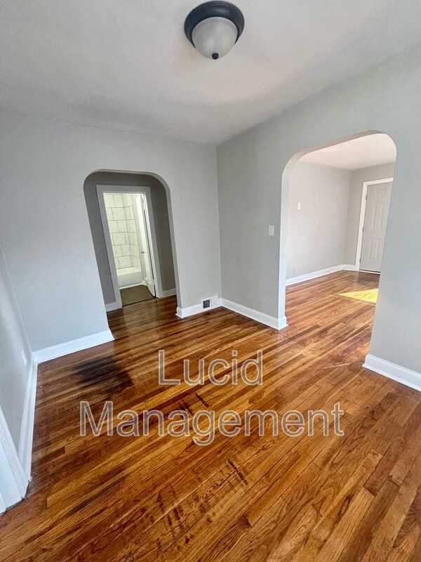 Photo - 328 Cecil Ave