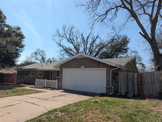 Photo - 3204 Phoenix Dr