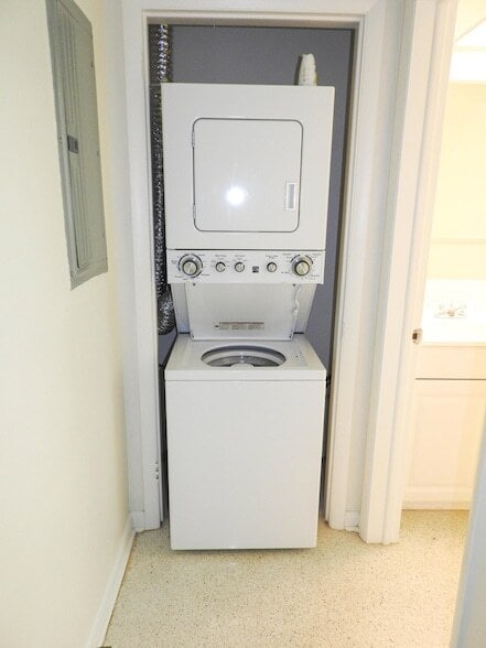 Photo - 1232 Cabana Rd