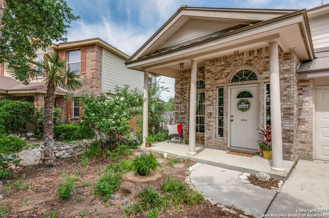 Photo - 8227 Maloy Manor