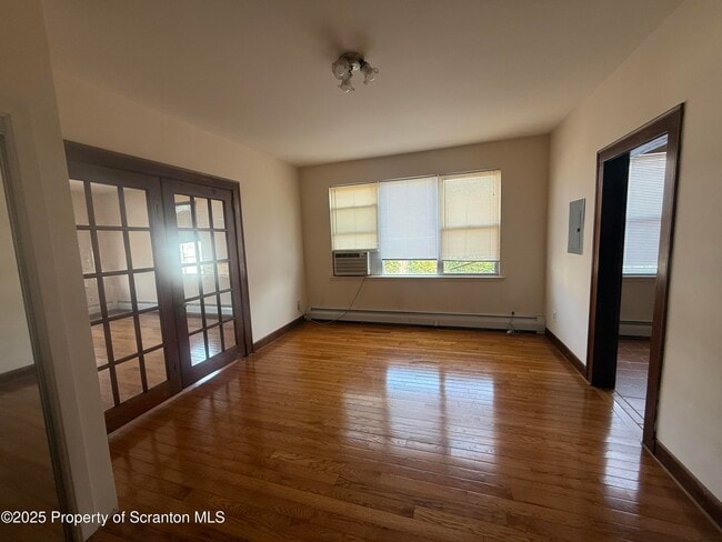 Photo - 486 Hazle St