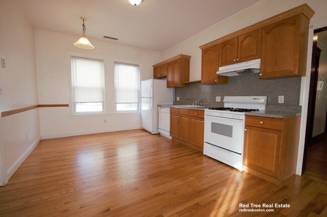 Photo - 44 Champney St Apartments Unit 2