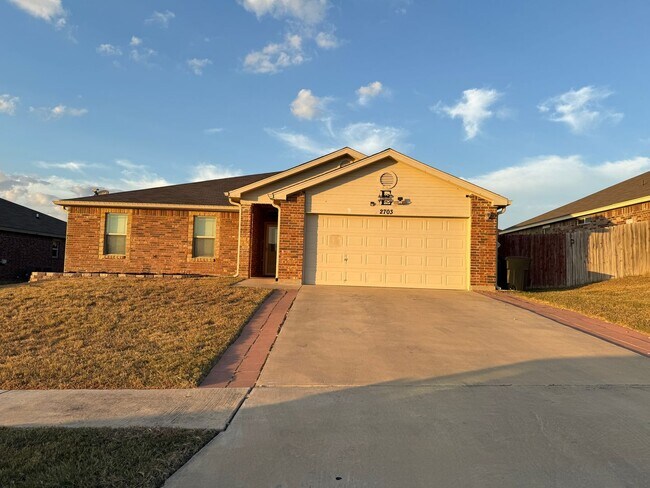 5 Bedroom, 2.5 bath in Killeen - 5 Bedroom, 2.5 bath in Killeen