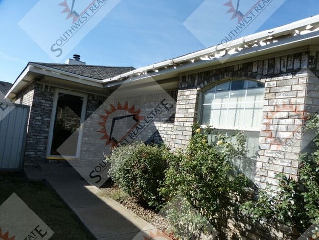 Photo - 3 Bed 2 Bath 2 Car Garage