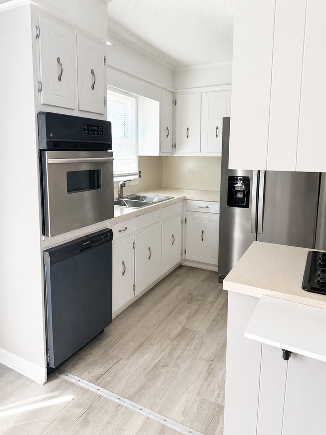 152 Leonard Dr