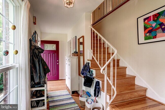 Photo - 7525 Cayuga Ave