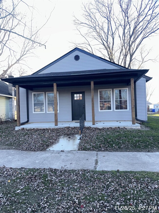 Photo - 1341 S Waugh St