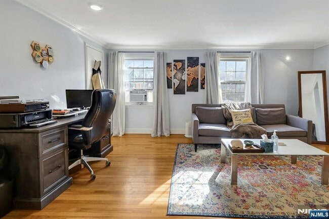 Photo - 190 Knickerbocker Rd Unit #10