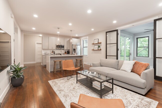 Photo - 65 Beech Glen St Unit 2